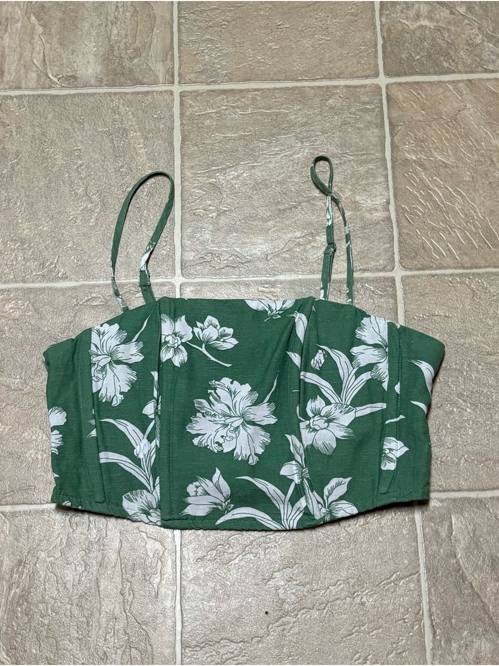 NWOT Women’s Large Crop Top